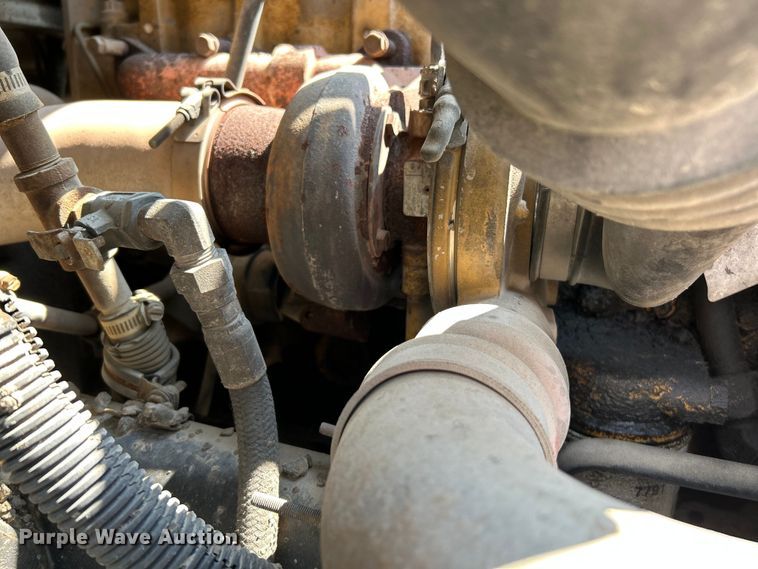 image for item NL9643 2006 Freightliner Business Class M2  oil distributor truck