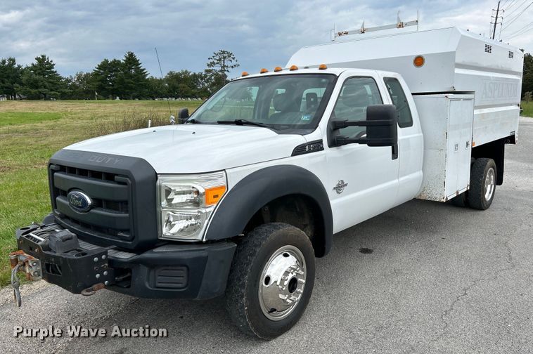 image for item NL9648 2012 Ford F550 Super Duty XL  chipper truck