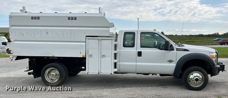 image for item NL9648 2012 Ford F550 Super Duty XL  chipper truck