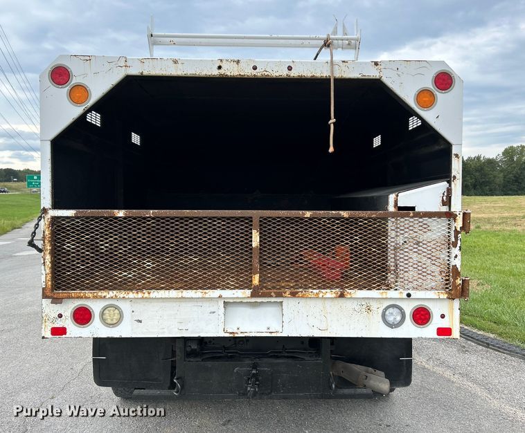 image for item NL9648 2012 Ford F550 Super Duty XL  chipper truck