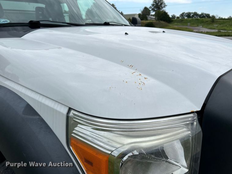 image for item NL9648 2012 Ford F550 Super Duty XL  chipper truck