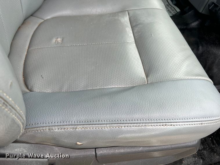 image for item NL9648 2012 Ford F550 Super Duty XL  chipper truck