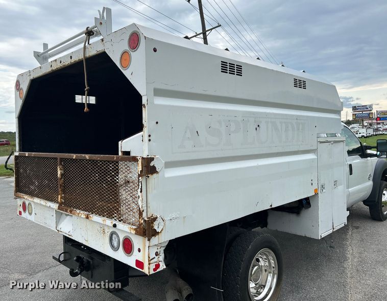 image for item NL9648 2012 Ford F550 Super Duty XL  chipper truck