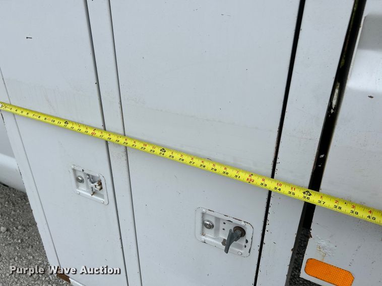 image for item NL9648 2012 Ford F550 Super Duty XL  chipper truck