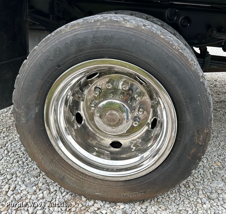 image for item NL9648 2012 Ford F550 Super Duty XL  chipper truck