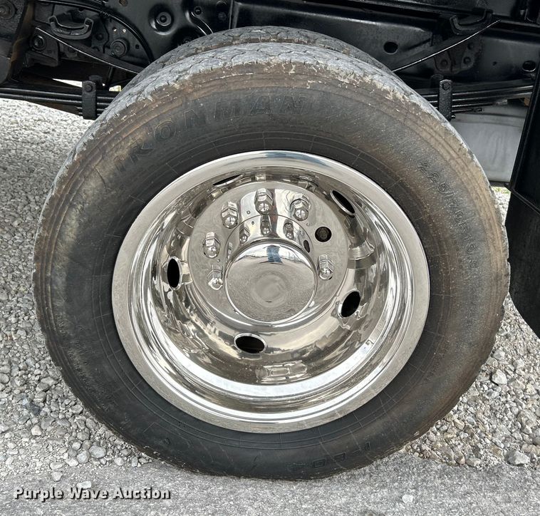 image for item NL9648 2012 Ford F550 Super Duty XL  chipper truck