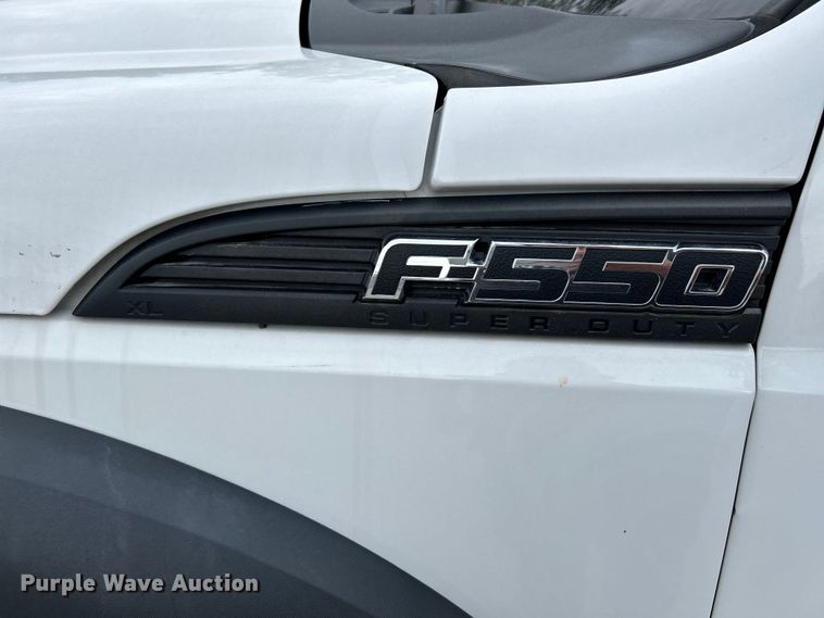 image for item NL9648 2012 Ford F550 Super Duty XL  chipper truck