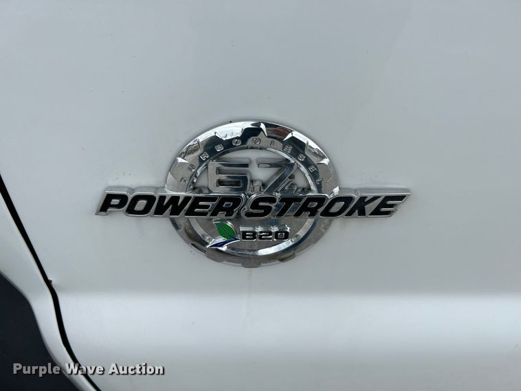 image for item NL9648 2012 Ford F550 Super Duty XL  chipper truck