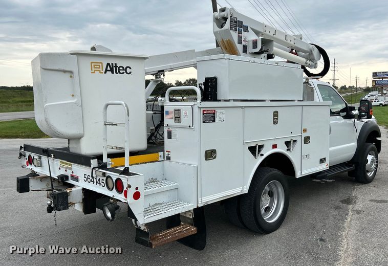 image for item NL9650 2013 Ford F550 Super Duty XL  bucket truck