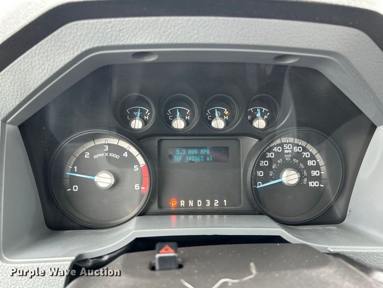 image for item NL9650 2013 Ford F550 Super Duty XL  bucket truck