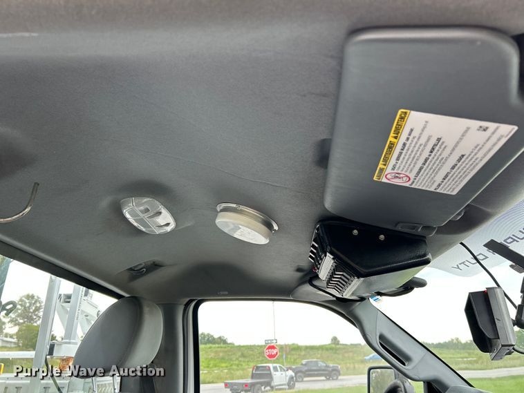 image for item NL9650 2013 Ford F550 Super Duty XL  bucket truck