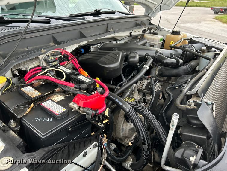 image for item NL9650 2013 Ford F550 Super Duty XL  bucket truck