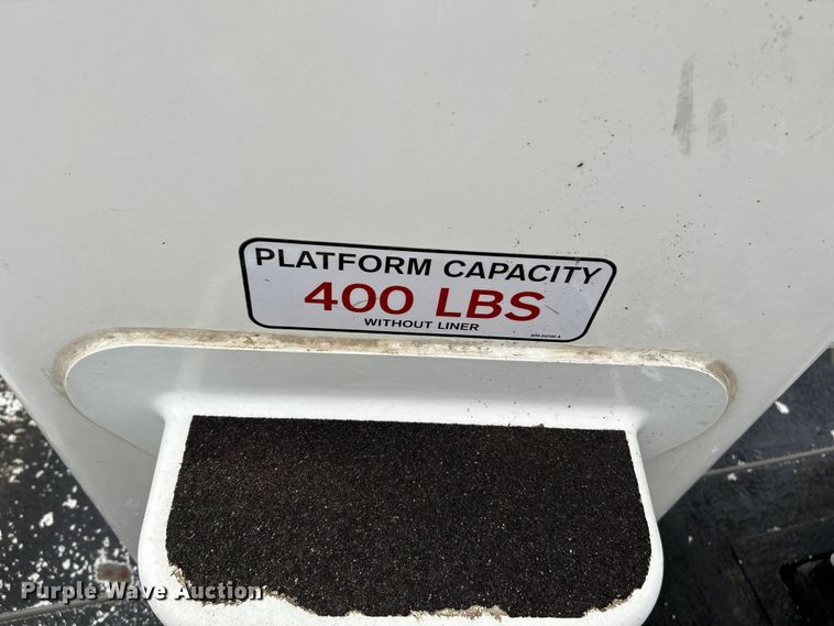 image for item NL9650 2013 Ford F550 Super Duty XL  bucket truck