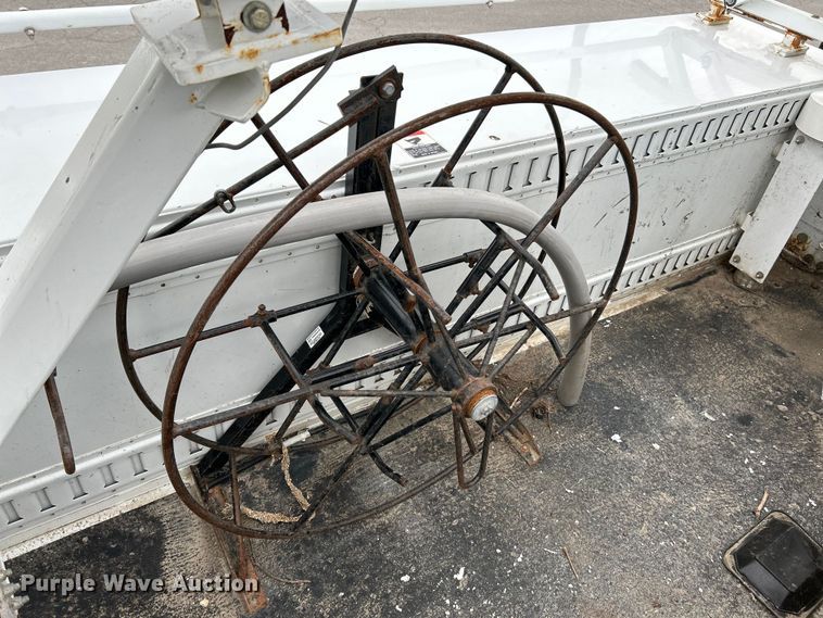 image for item NL9650 2013 Ford F550 Super Duty XL  bucket truck