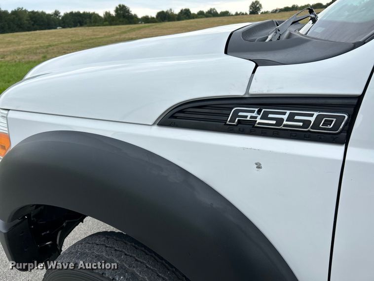 image for item NL9650 2013 Ford F550 Super Duty XL  bucket truck