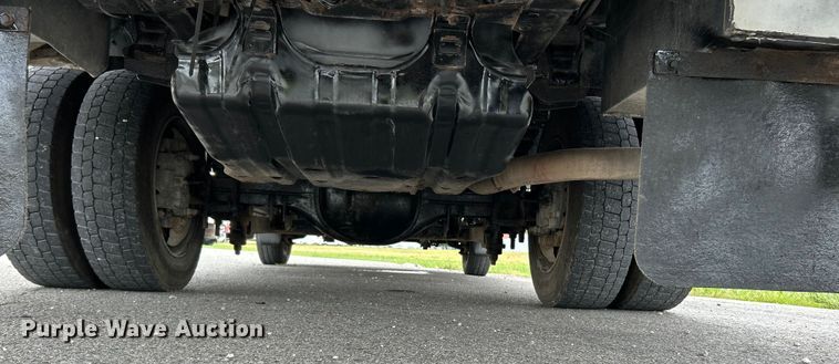 image for item NL9650 2013 Ford F550 Super Duty XL  bucket truck