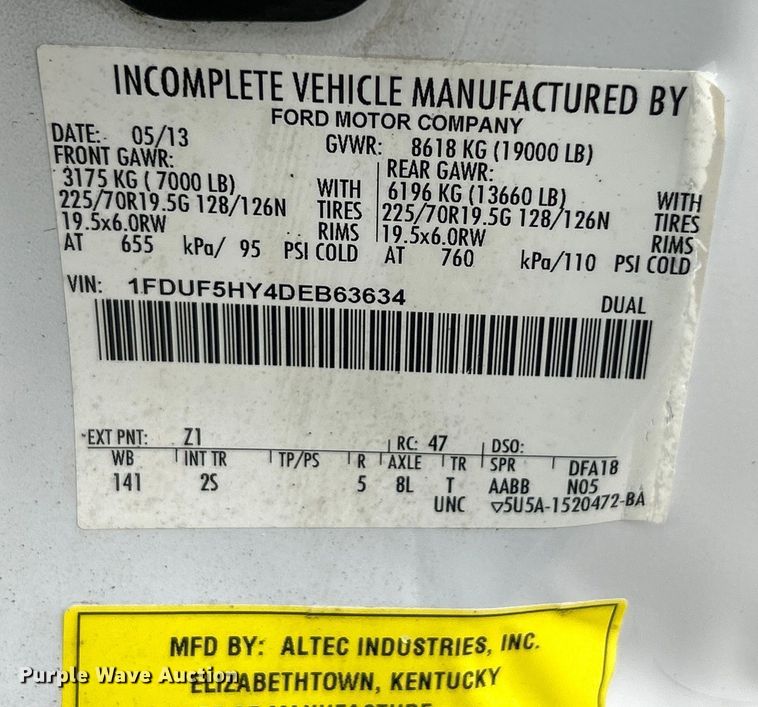 image for item NL9650 2013 Ford F550 Super Duty XL  bucket truck