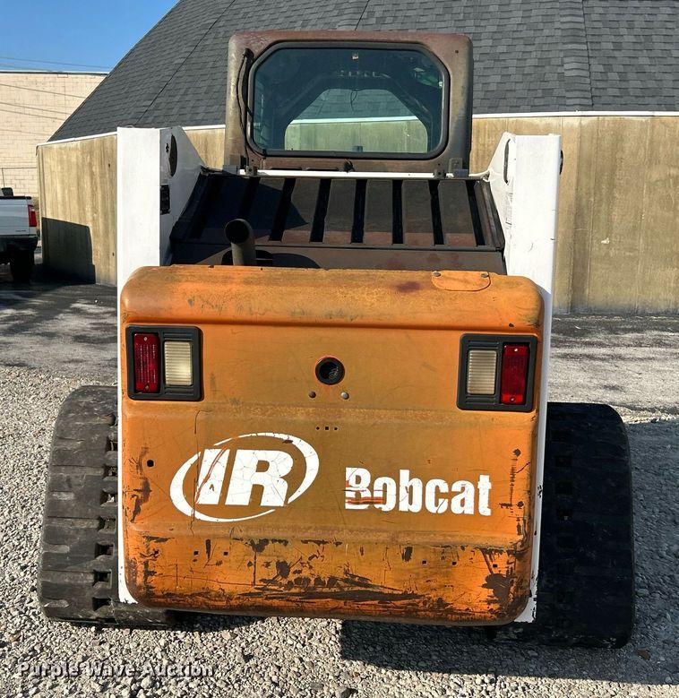 image for item NL9668 2000 Bobcat 864 Turbo  tracked skid steer loader