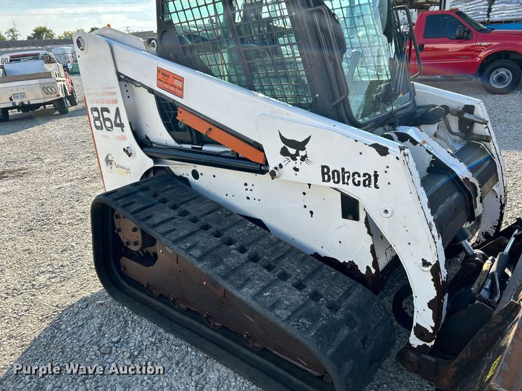 image for item NL9668 2000 Bobcat 864 Turbo  tracked skid steer loader