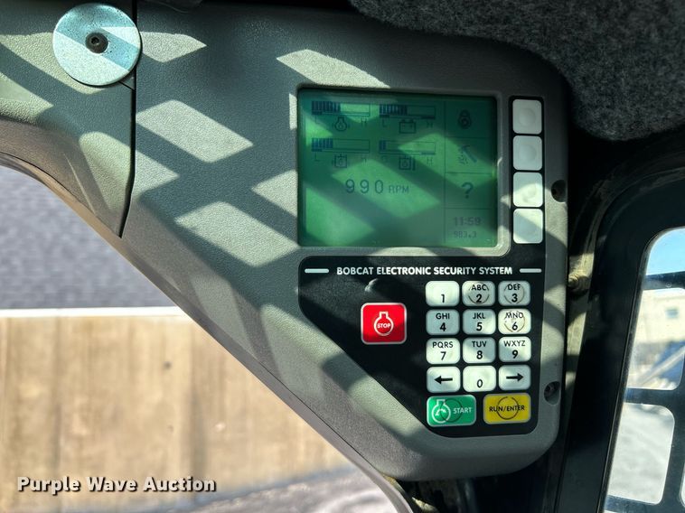 image for item NL9668 2000 Bobcat 864 Turbo  tracked skid steer loader