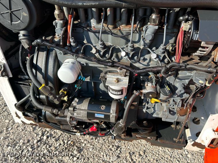 image for item NL9668 2000 Bobcat 864 Turbo  tracked skid steer loader