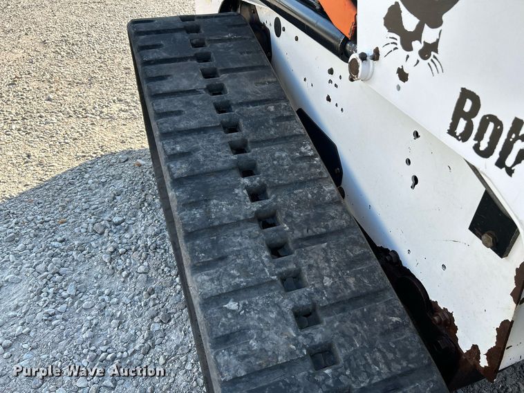 image for item NL9668 2000 Bobcat 864 Turbo  tracked skid steer loader