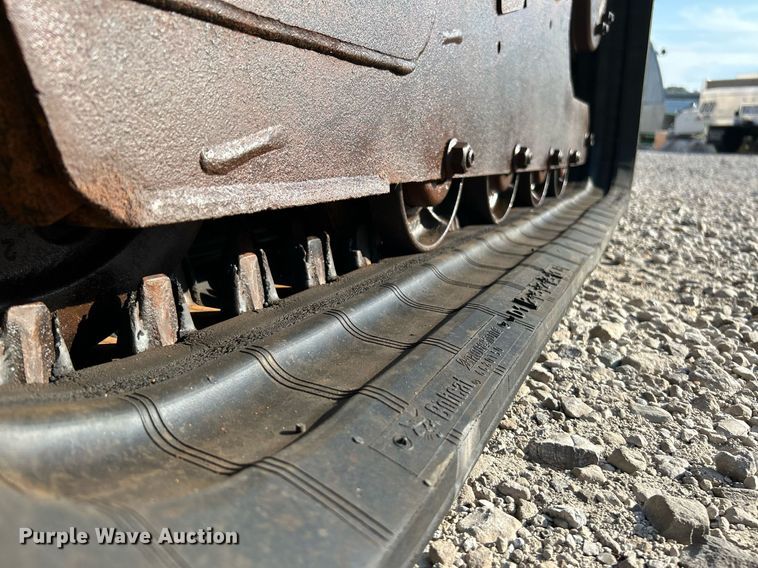 image for item NL9668 2000 Bobcat 864 Turbo  tracked skid steer loader