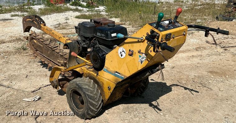 image for item NL9672 2001 Vermeer V1350  trencher