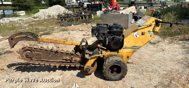 image for item NL9672 2001 Vermeer V1350  trencher