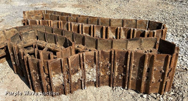 image for item NL9677 Track loader undercarriage parts