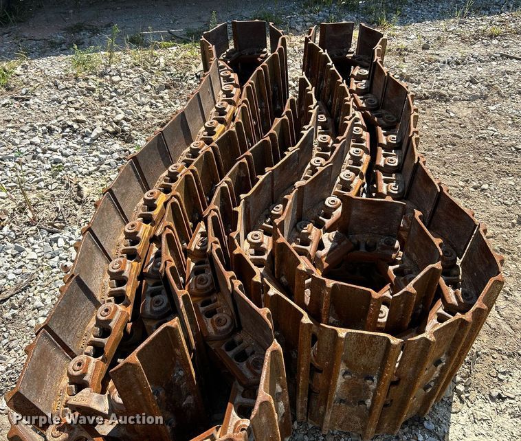 image for item NL9678 ITM  track loader undercarriage parts