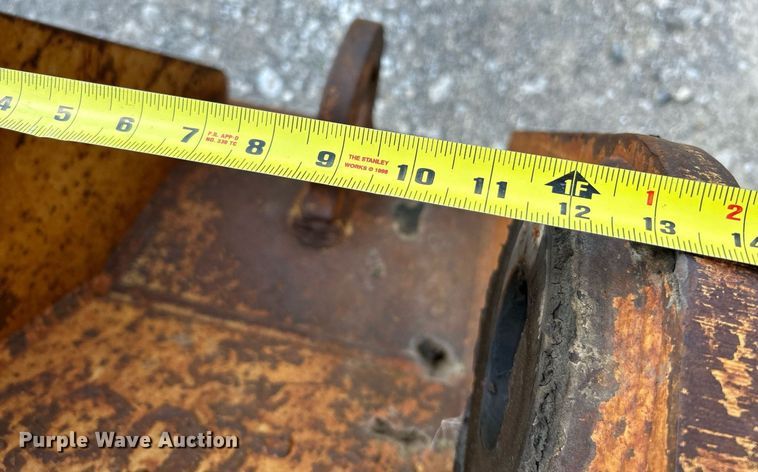 image for item NL9687 CP 160 Deere  excavator bucket