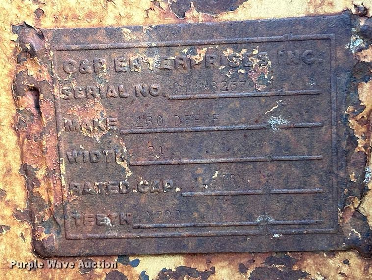 image for item NL9687 CP 160 Deere  excavator bucket