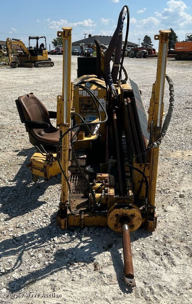 image for item NL9689 1999 Vermeer D7X11A Navigator  directional boring unit