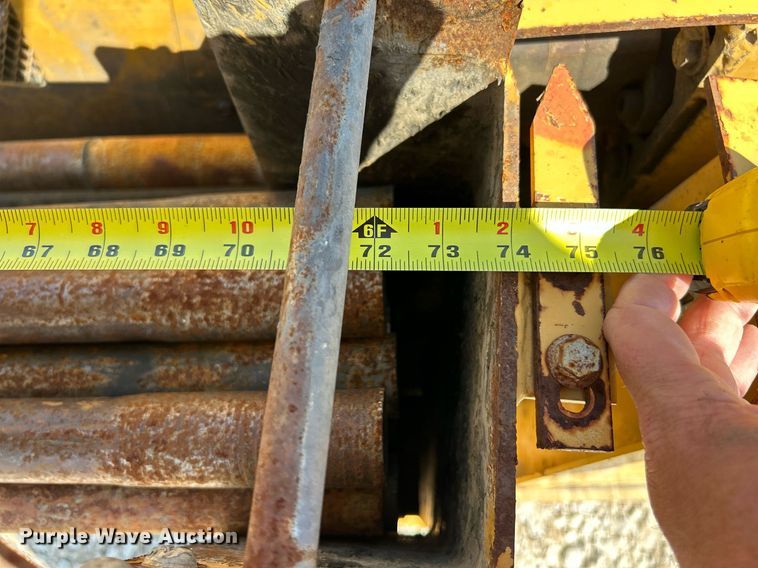 image for item NL9689 1999 Vermeer D7X11A Navigator  directional boring unit