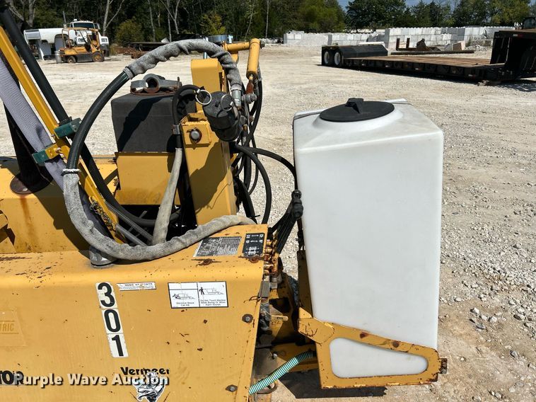 image for item NL9689 1999 Vermeer D7X11A Navigator  directional boring unit