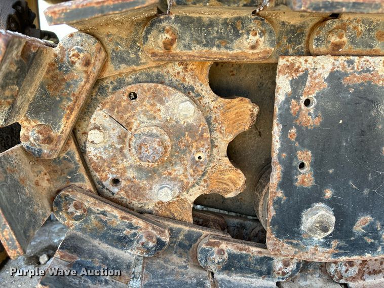 image for item NL9689 1999 Vermeer D7X11A Navigator  directional boring unit