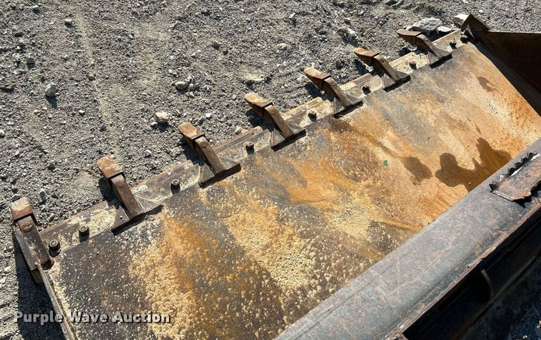 image for item NL9690 Skid steer bucket