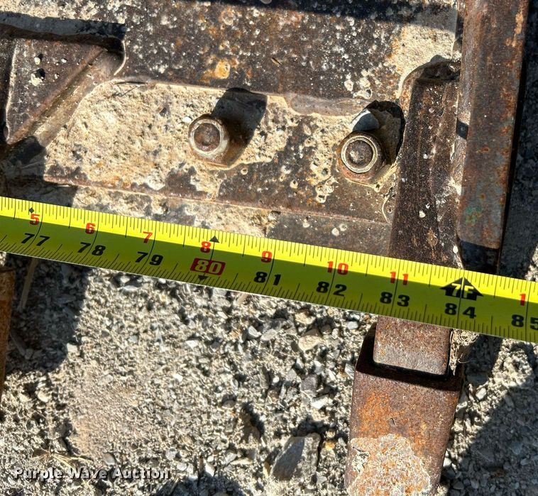 image for item NL9690 Skid steer bucket