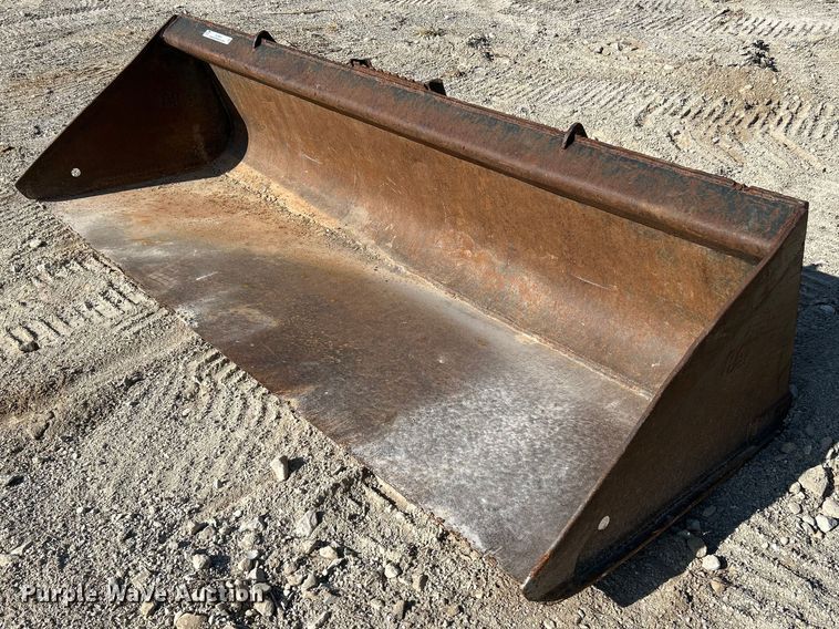 image for item NL9691 Caterpillar  84" skid steer bucket