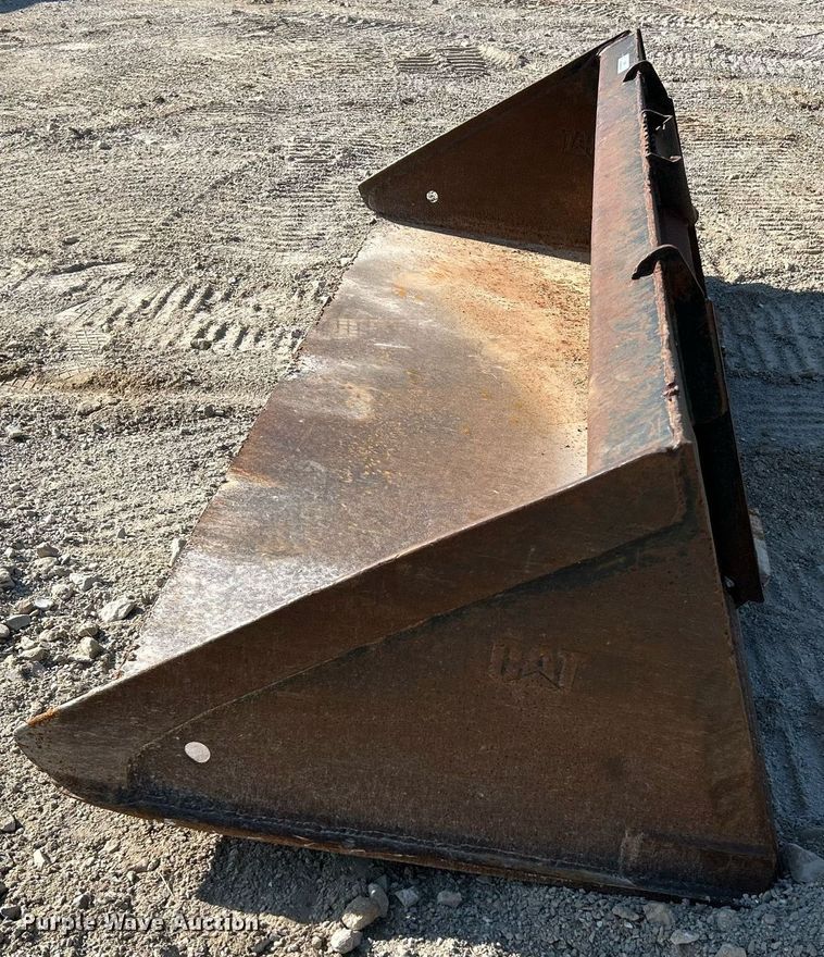 image for item NL9691 Caterpillar  84" skid steer bucket