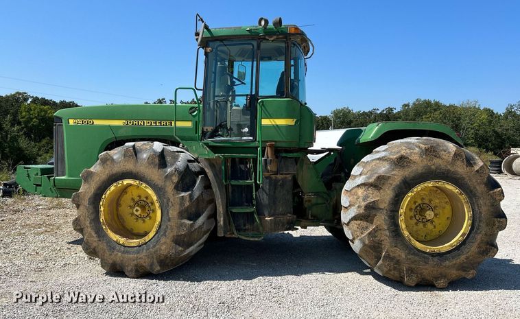 image for item NL9692 2000 John Deere 9400  4WD tractor