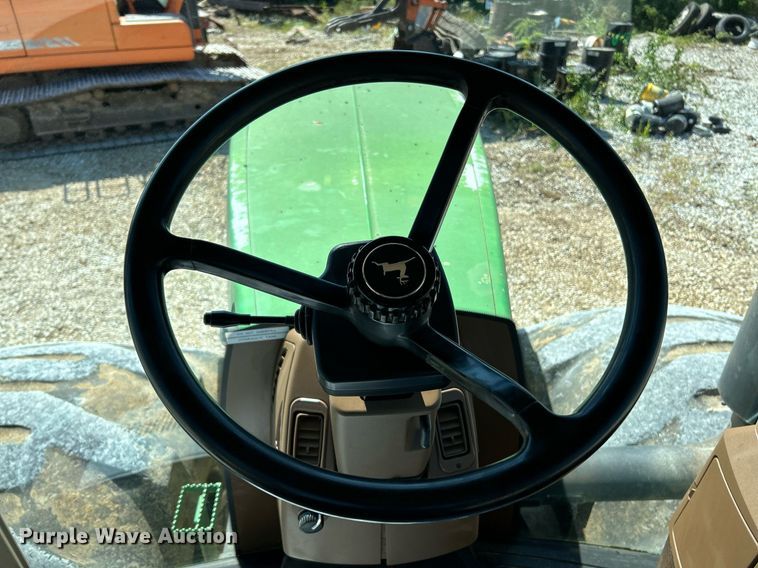 image for item NL9692 2000 John Deere 9400  4WD tractor