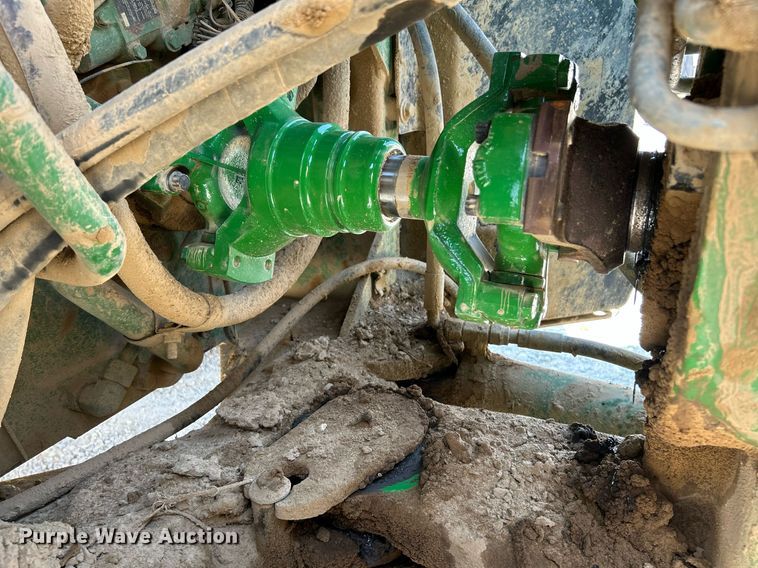 image for item NL9692 2000 John Deere 9400  4WD tractor