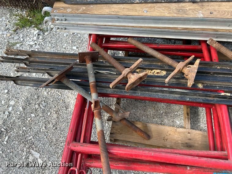 image for item NL9693 Waco  scaffolding