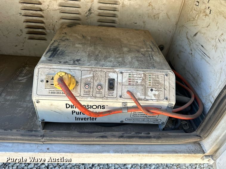 image for item NP9478 2011 Ford  F350 Super Duty bucket truck