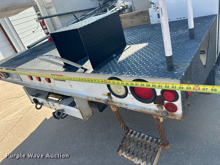 image for item NP9478 2011 Ford  F350 Super Duty bucket truck