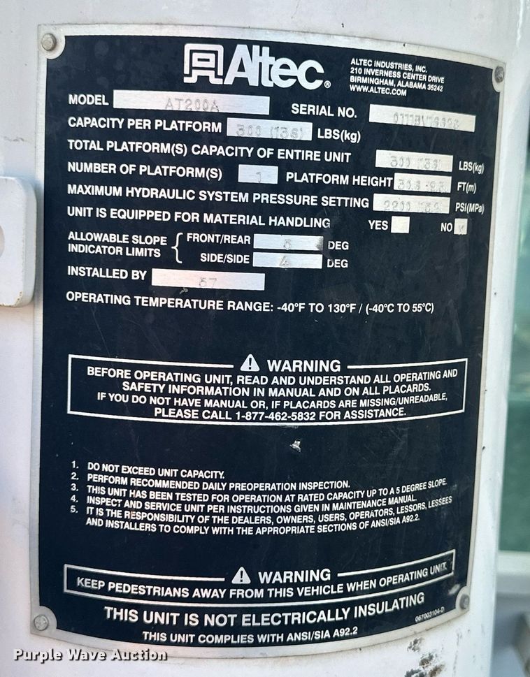 image for item NP9478 2011 Ford  F350 Super Duty bucket truck