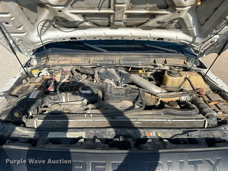 image for item NP9478 2011 Ford  F350 Super Duty bucket truck