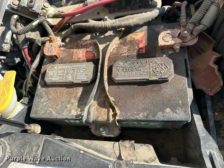 image for item NP9478 2011 Ford  F350 Super Duty bucket truck